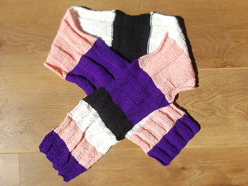 Strickprojekte: mein erster Schal mit Rippenmuster und Farbwechsel